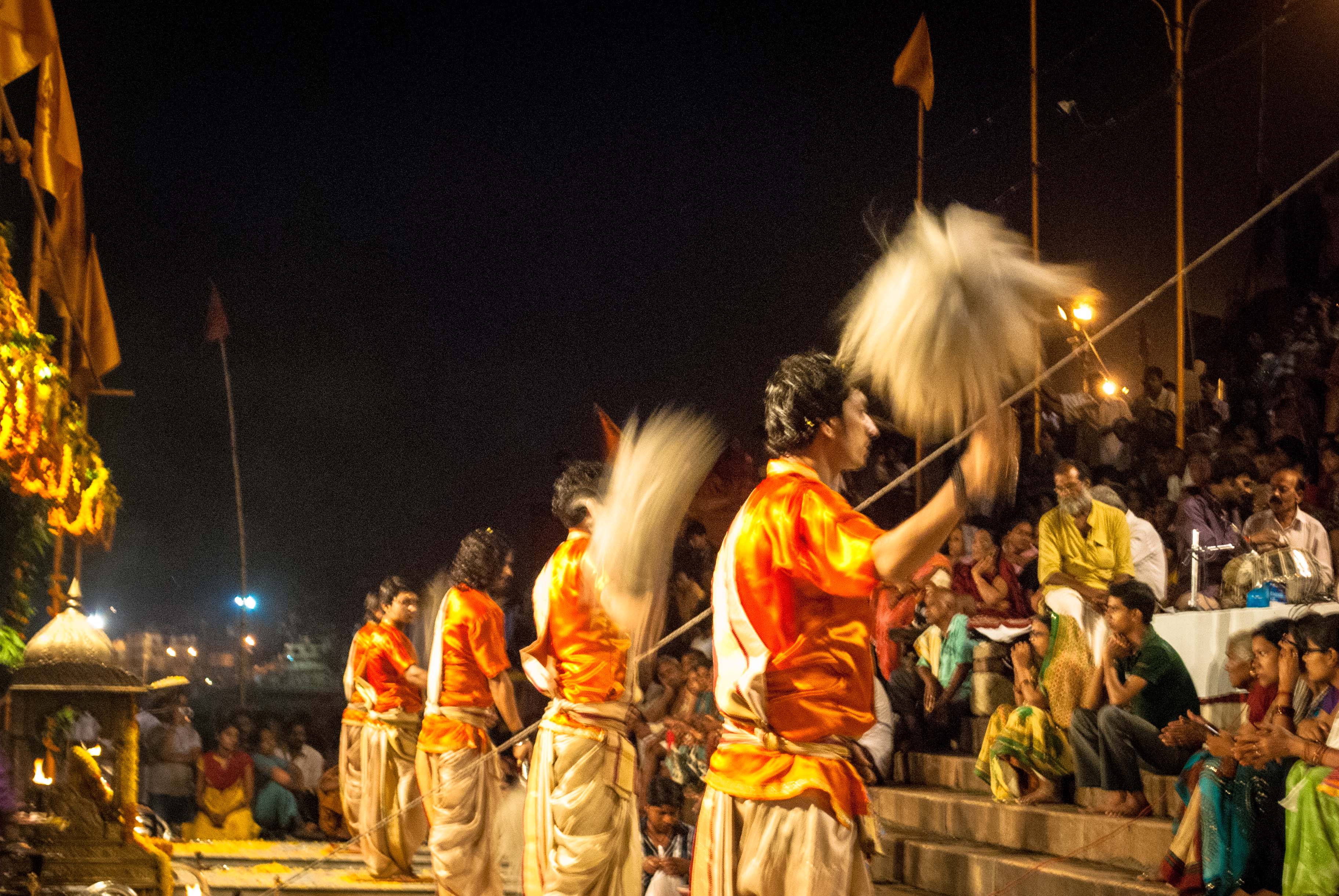 travel group varanasi